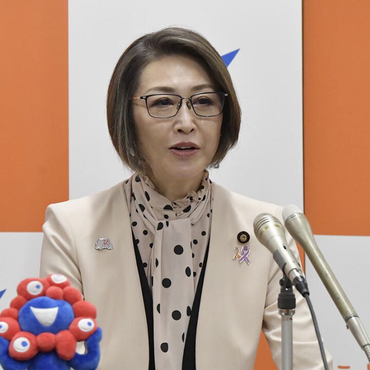 三原じゅん子さんの画像です