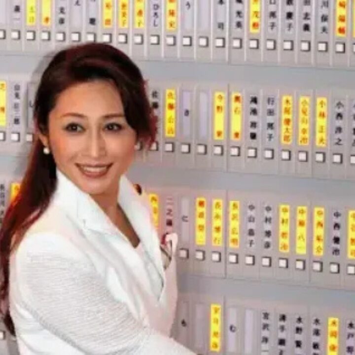 三原じゅん子さんの画像です
