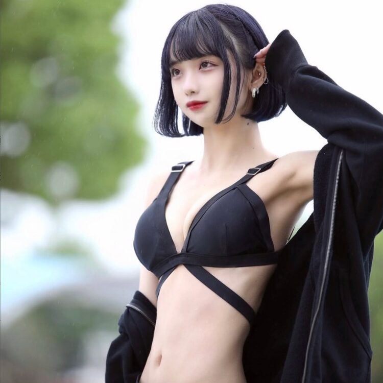 遠月とうかさんの画像です