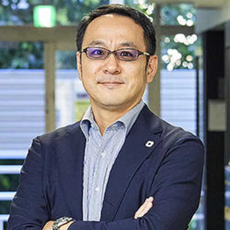 今井龍一教授の画像です