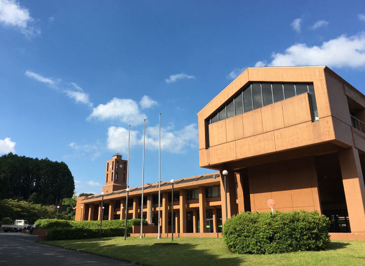 青山高等学校の画像です