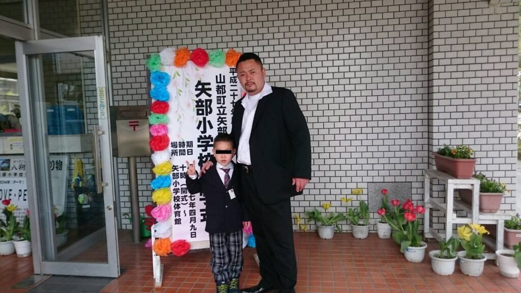 栗屋雄市郎氏の画像です