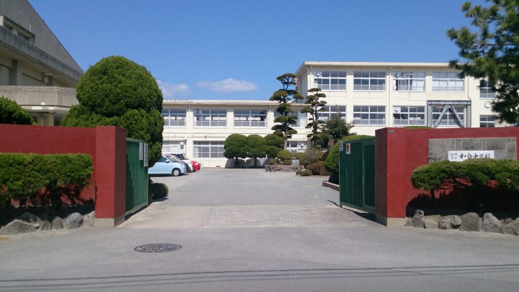 福岡市立和白中学校の画像です