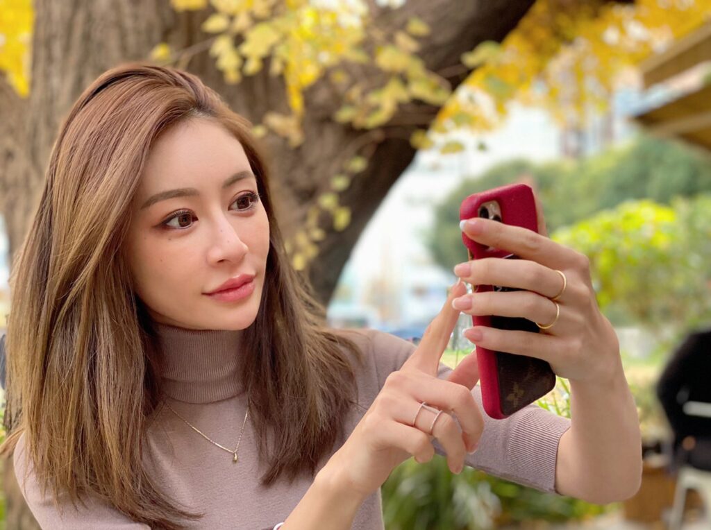 宮崎麗果さんの画像です