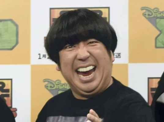 日村勇紀さんの画像です