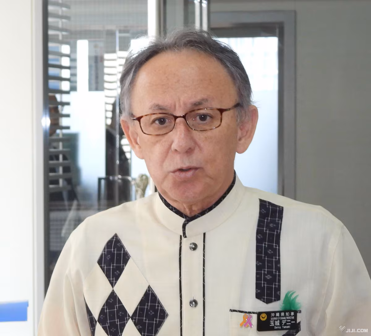 玉城デニー知事の画像です
